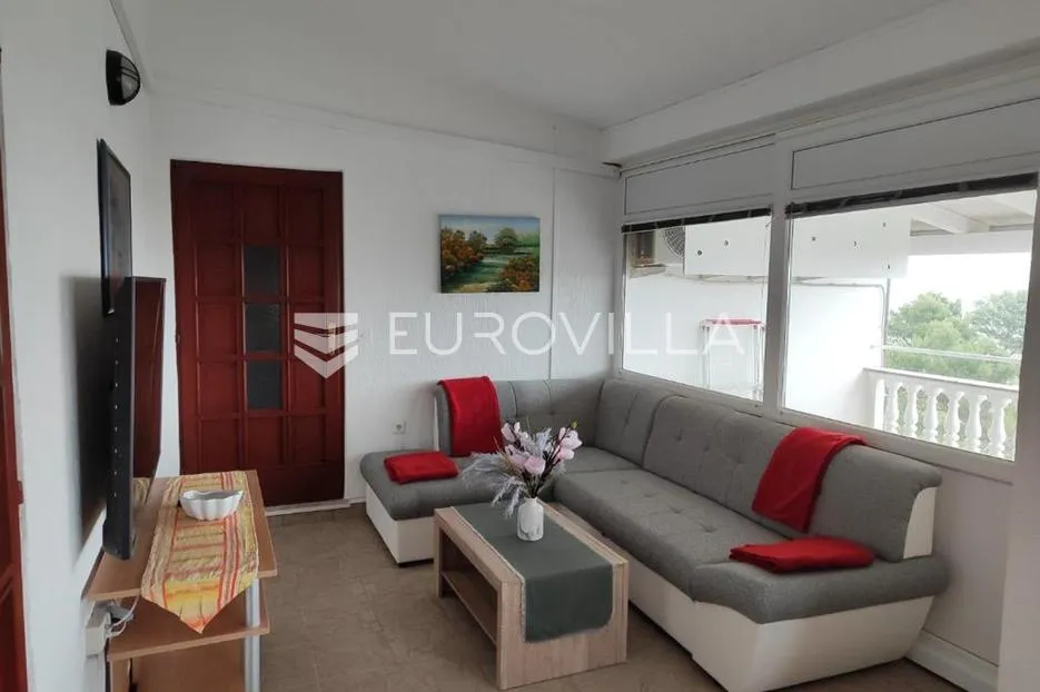 vir, kuća s 5 apartmana i pogledom na more - slika 10