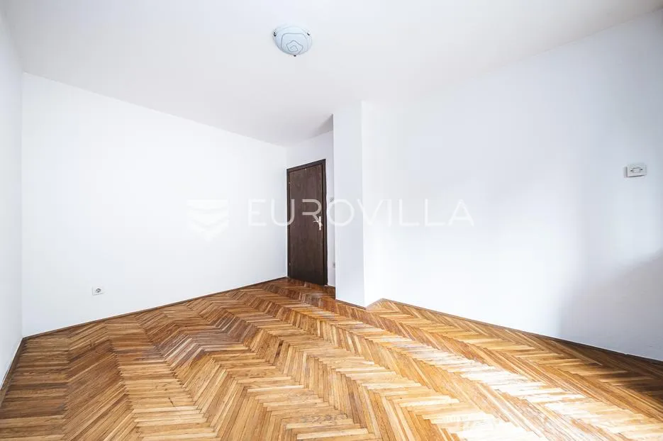 zagreb, fraterščica, kuća sa tri stana brp 342 m2 - slika 12
