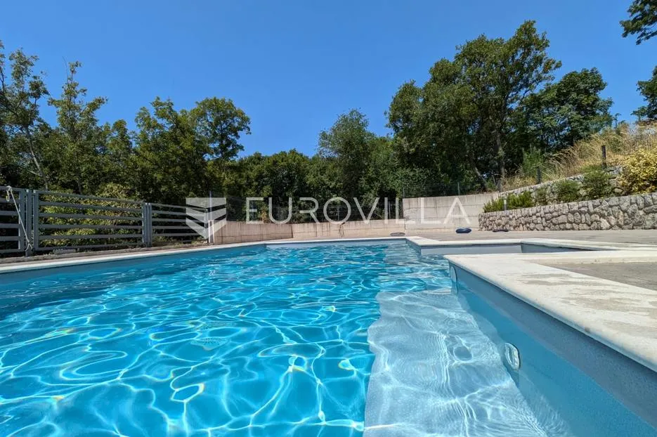 kostrena, rožmanići luksuzan stan s bazenom 154 m² - slika 2