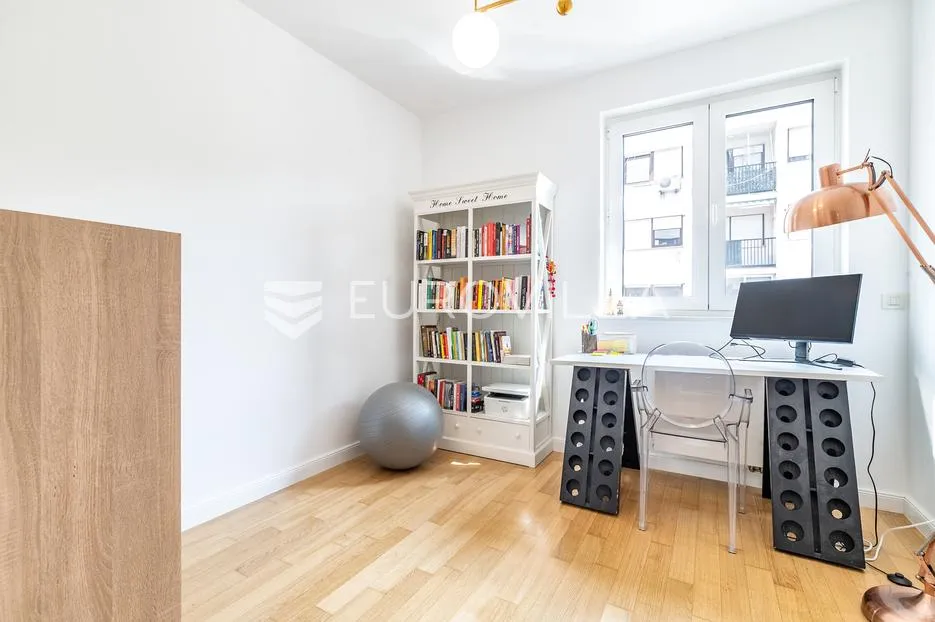 zagreb, park maksimir, odličan trosoban stan 79 m², parking, spremište - slika 6