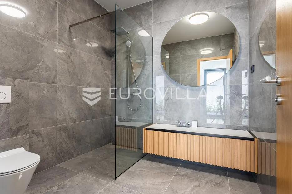 krilo jesenice, moderna vila 5* s bazenom i panoramskim pogledom, 100 m od mora - slika 17