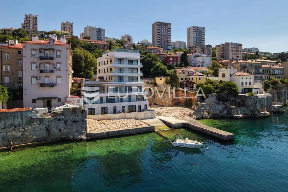rijeka, pećine, novogradnja, luksuzan trosoban stan 105,96 m² prvi red do mora - slika 18