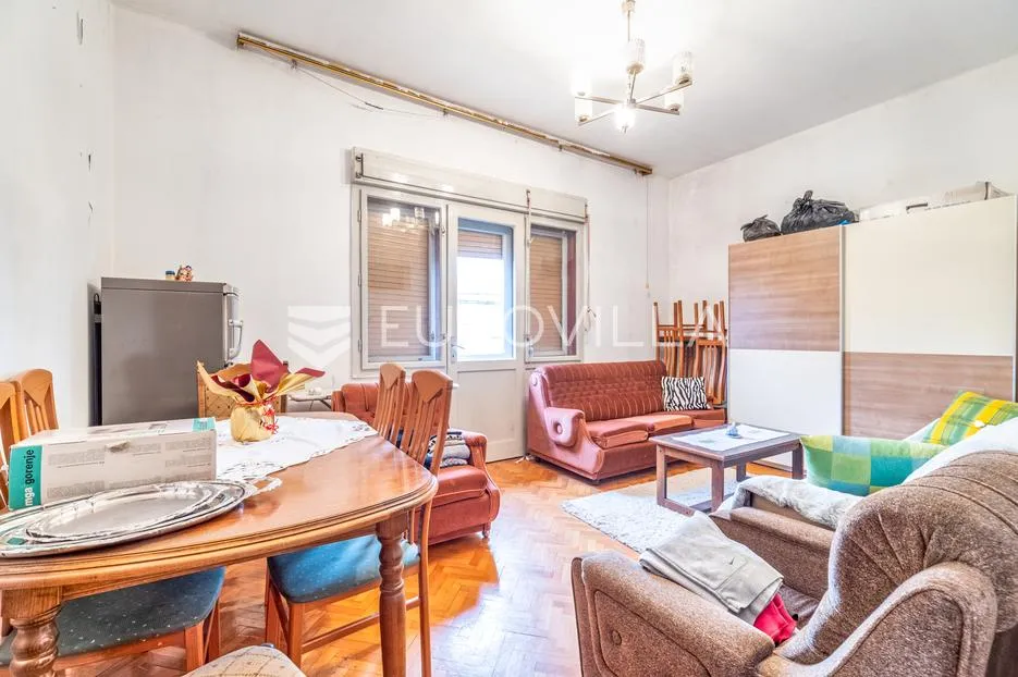 zagreb, vrapče, dvojna kuća 222 m2, prilika za investiciju - slika 5