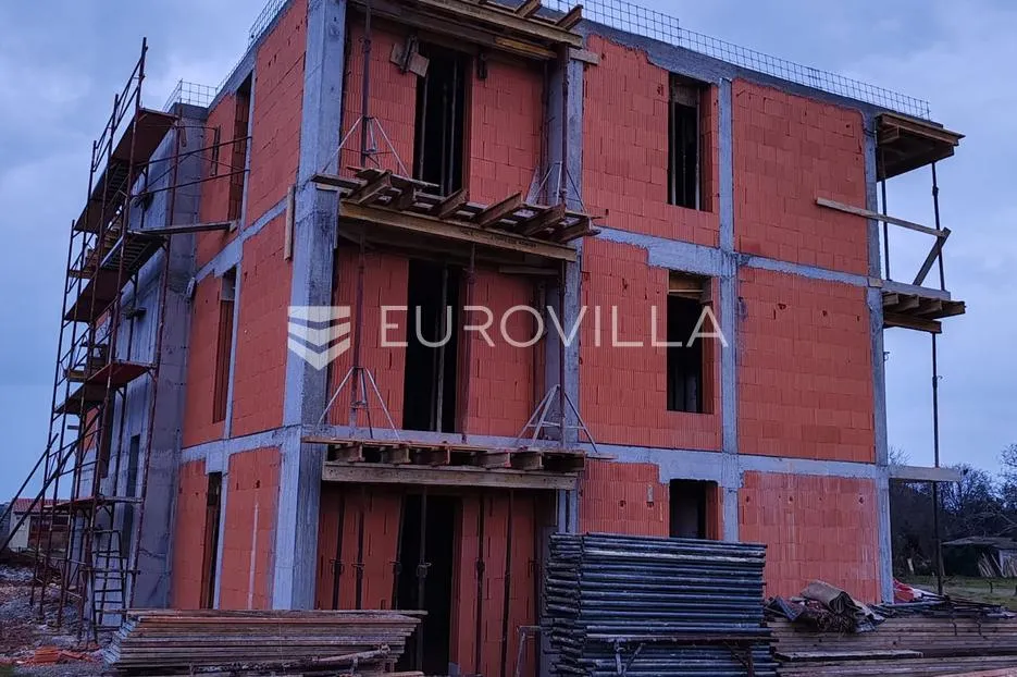 pula, bliža okolica, moderni četverosobni stan na prvom katu s kuhinjom, 93.10 m², kredit moguć - slika 13