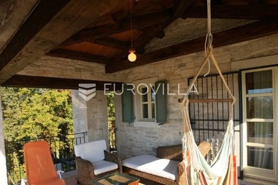 istra, sveti lovreč - prekrasna kamena vila s bazenom - slika 2