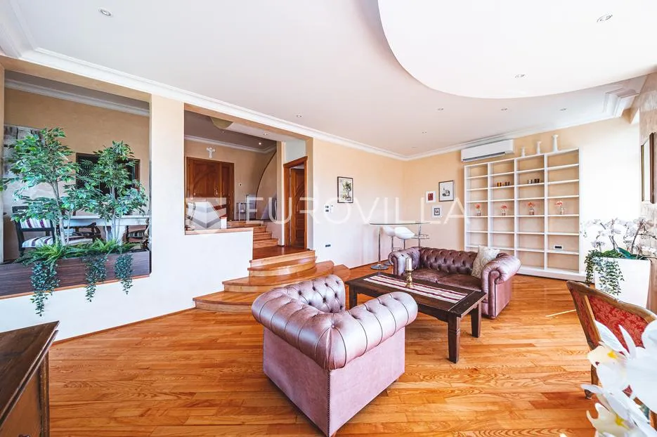 zagreb, gračani, prekrasna obiteljska villa, mirna lokacija - slika 5