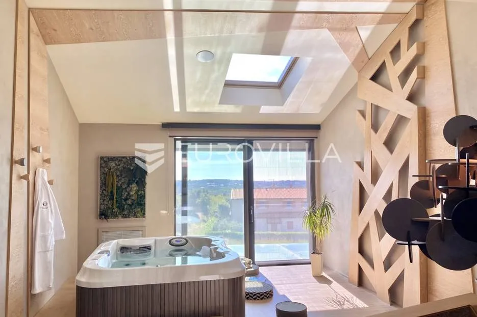 istra, umag, prekrasna vila s bazenom, 156 m² - slika 39
