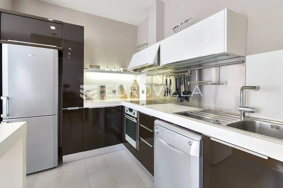 zagreb, srebrnjak, prekrasan trosoban stan s dva garažna mjesta, 102 m² - slika 6