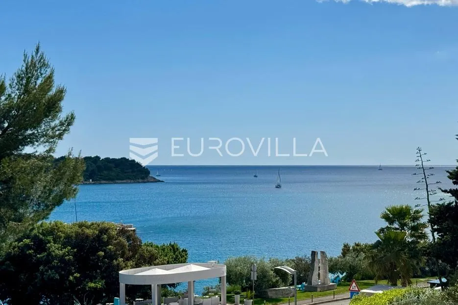 istra, pula, moderna luksuzna vila s bazenom, prvi red do mora - slika 20