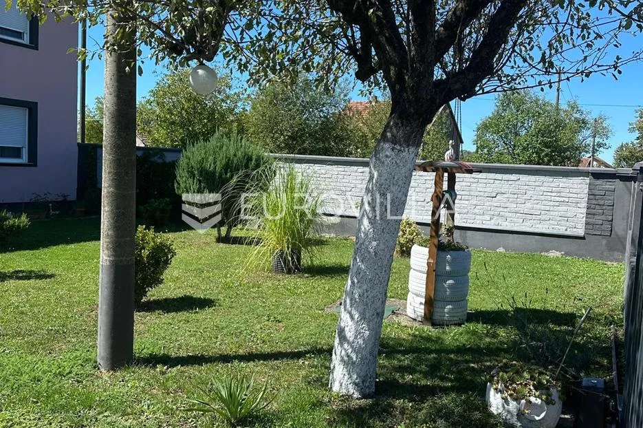 oriovac, obiteljska kuća s okućnicom i garažom, odmah useljiva - slika 4