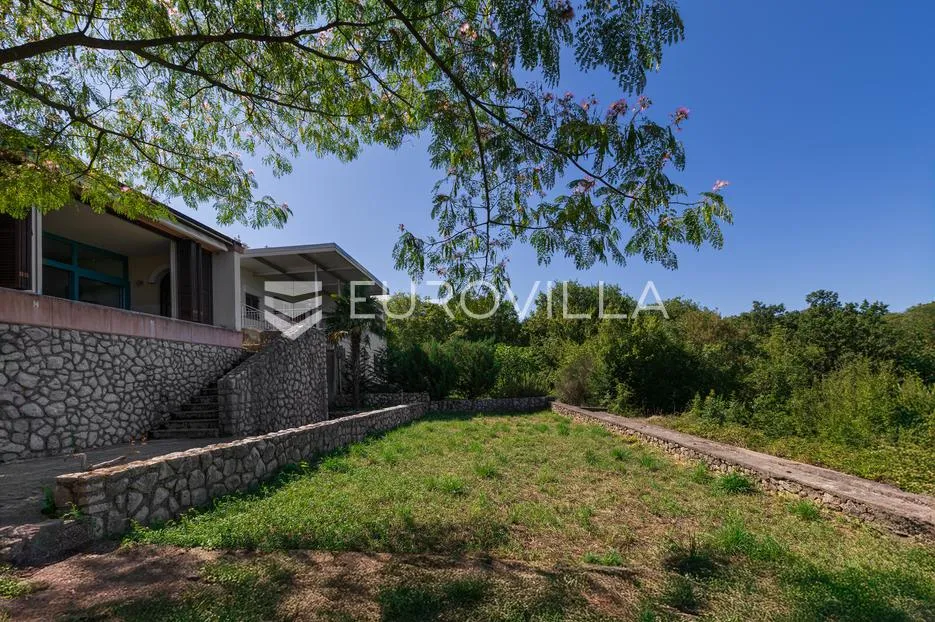 otok krk, njivice, unikatna kamena vila 1.red do mora brp 300 m2 - slika 26