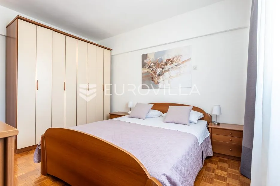 split, poljička cesta, trosoban stan na odličnoj lokaciji - slika 11
