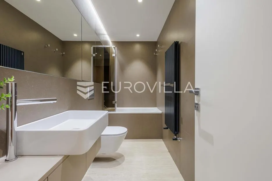 istra, novigrad, luksuzan penthouse 135 m², dvije spavaće sobe, pogled na more, parking - slika 22