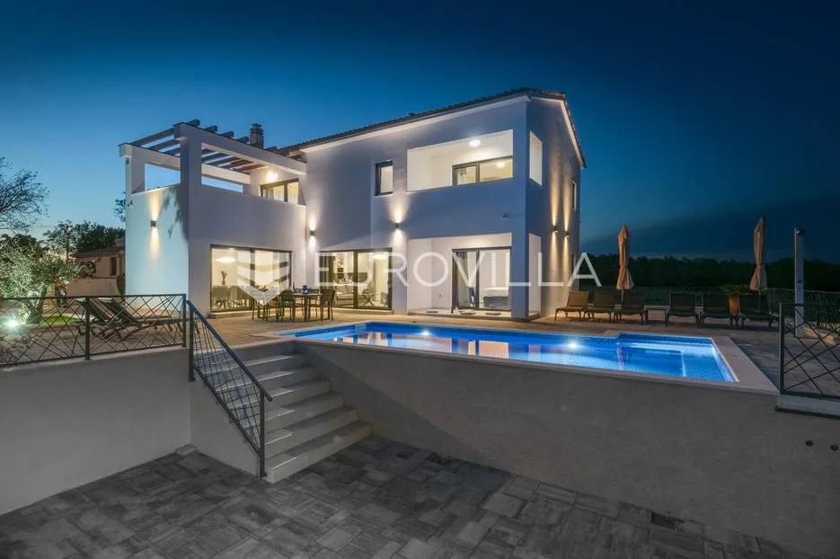 istra, krnica, moderna samostojeća kuća s bazenom i pogledom na more, 200 m² - slika 64