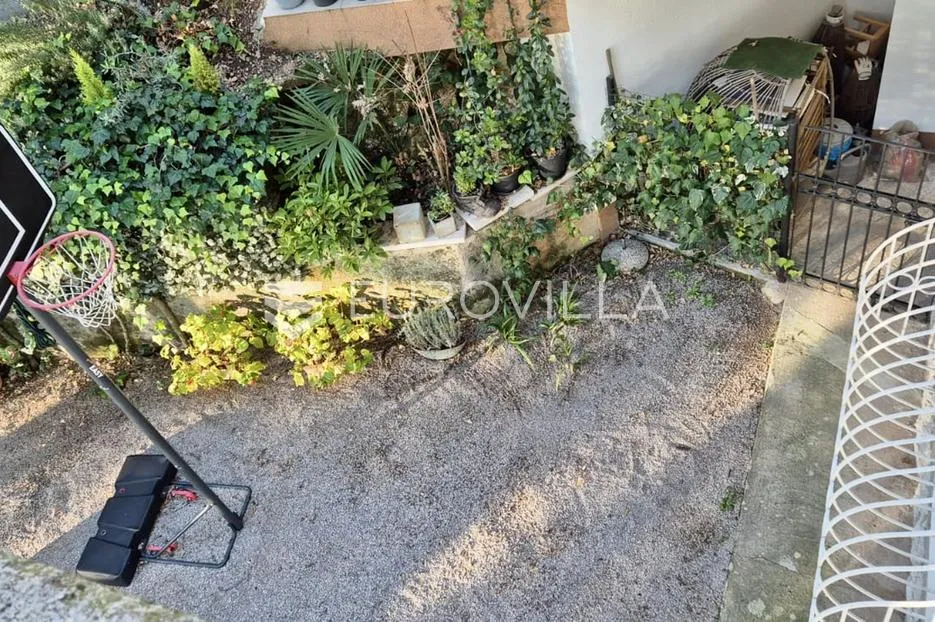 opatija, centar, prekrasna etaža kuće 141 m² u vili iz talijanskog doba - slika 18