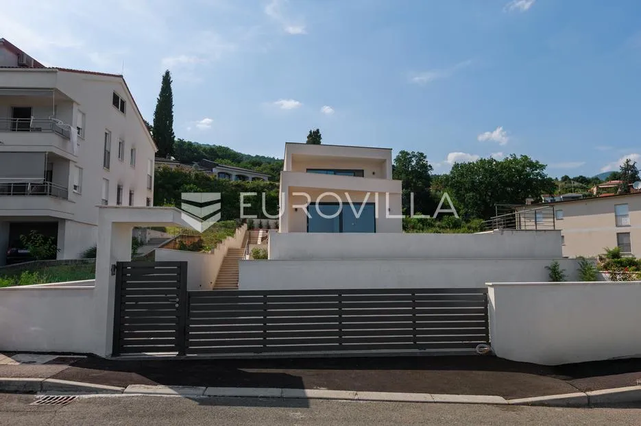 lovran, centar, ekskluzivna vila s bazenom i panoramskim pogledom na more - slika 48