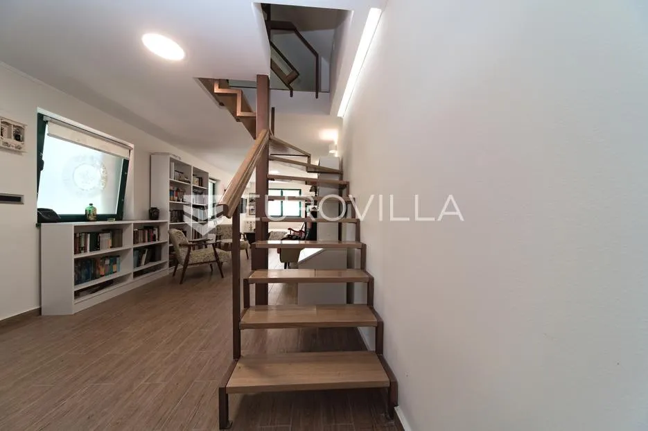 osijek, tvrđavica, zemljište s kućom 6924 m² izlaz na dvije ceste, 40 m fronte - slika 12