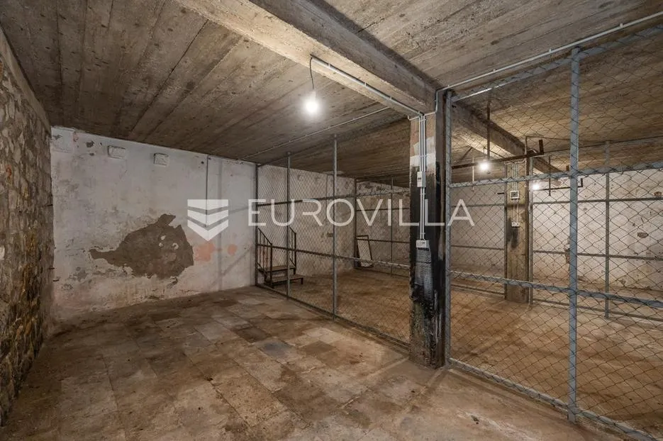 stari grad dubrovnik, najam, skladište na odličnoj poziciji - slika 13