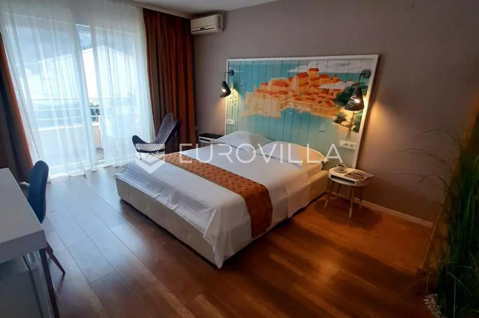 pag, moderan mini hotel s osam soba, apartmanom, restoranom i teretanom - slika 15