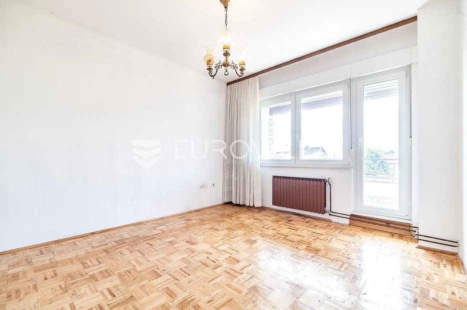 zagreb, vukomerec obiteljska kuća na tri etaže nkp 360 m2 - slika 2