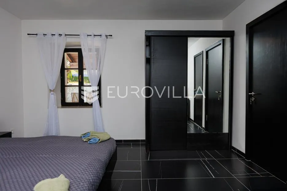 vinodolska općina, tribalj, autentična kamena vila s bazenom - slika 26