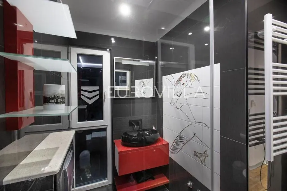 rogoznica, kuća s bazenom i pogledom na more, 352 m² - slika 32