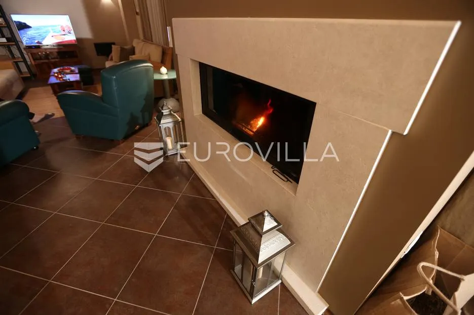 istra, savičenta, juršići, moderna vila 400 m2 na velikoj okućnici 1986m2 - slika 9