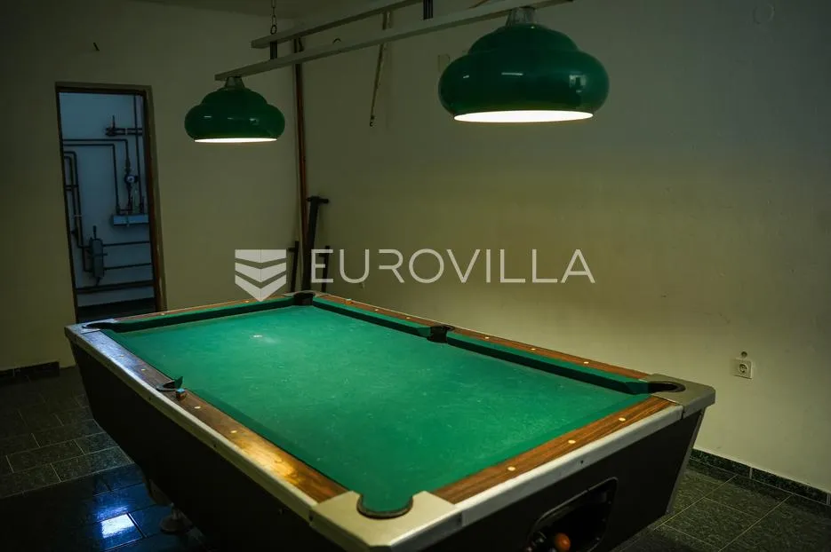 vinkovci, kuća 300 m², centar, namještena, odmah useljiva - slika 27