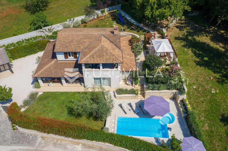 baderna, bašići, istra, lijepa kuća s bazenom - slika 2