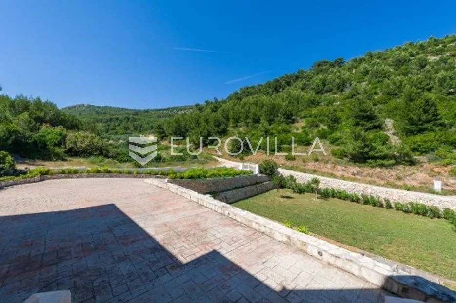korčula, atraktivna vila prvi red do mora - slika 40