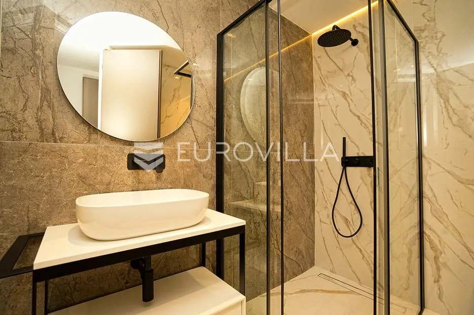 opatija, luksuzan stan na vrhunskoj lokaciji 140 m² - slika 8