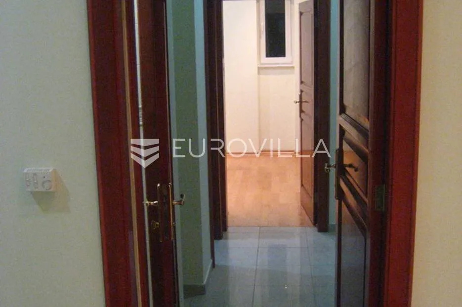 palmotićeva, poslovni prostor 234 m2 - slika 15
