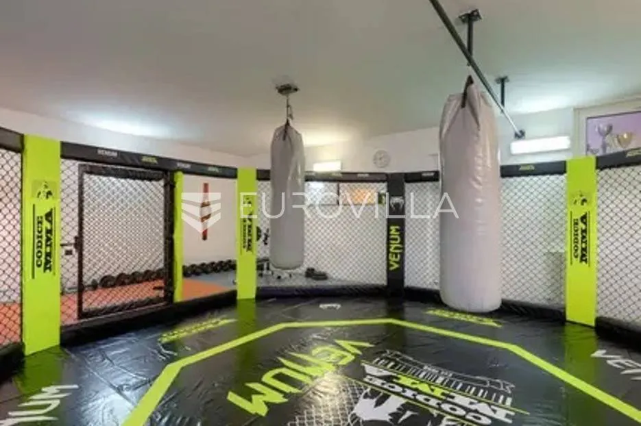 medulin, pomer, moderna samostojeća kuća 400 m² s bazenom u blizini mora - slika 39