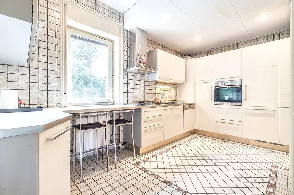 zagreb, ribnjak, uređen četverosoban stan s neto korisnom površinom od 144,2 m² - slika 5