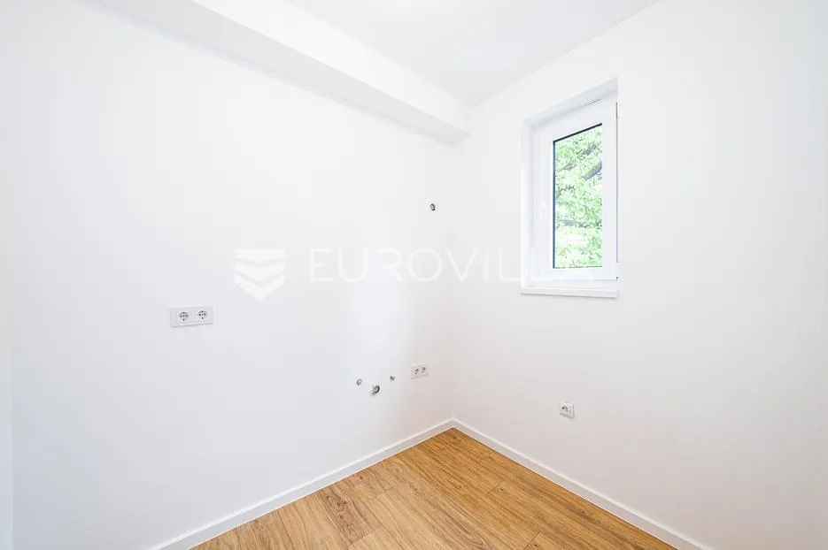 zagreb, maksimir, sermageova, dvoetažni poslovni prostor uredske namjene 380 m² - slika 11