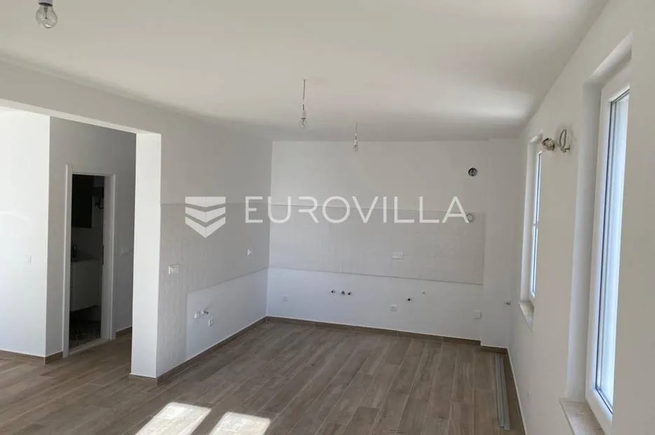 bol, atraktivan četverosoban apartman 89 m² s vrtom novogradnja - slika 10