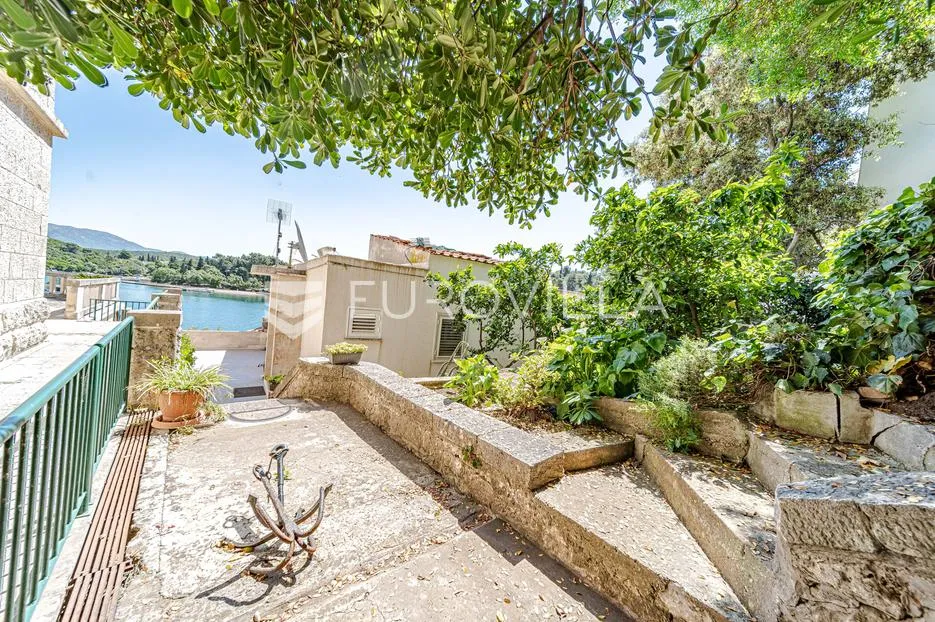 otok korčula, grad korčula, apartmani uz more u blizini stare jezgre - slika 31