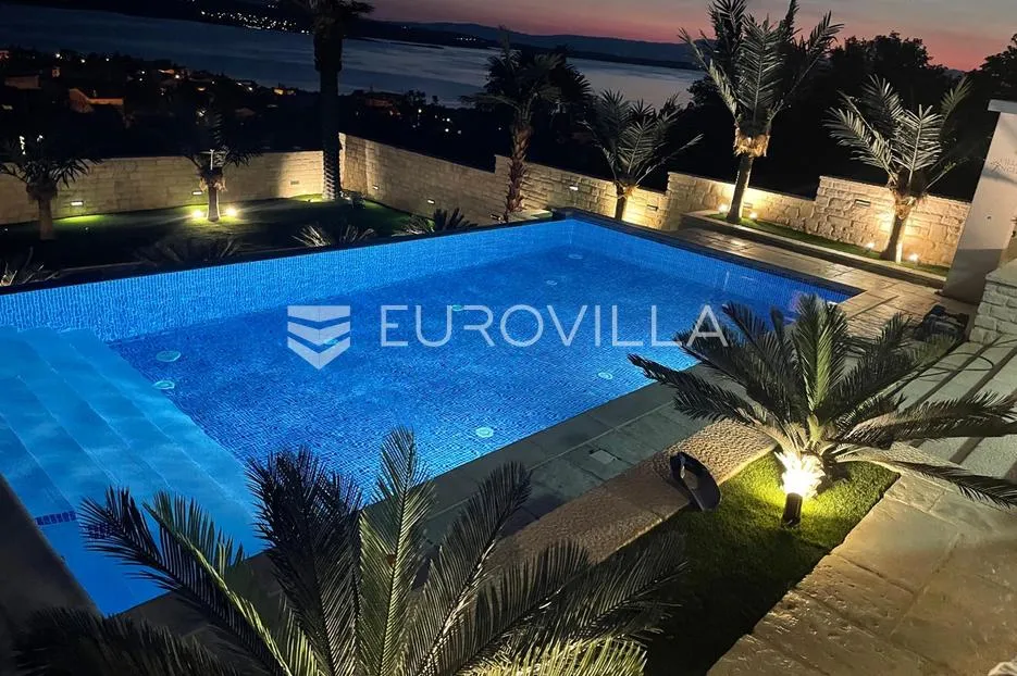 selce, crikvenica, izuzetna luksuzna vila nkp 400 m2 s bazenom i pogledom na more - slika 6