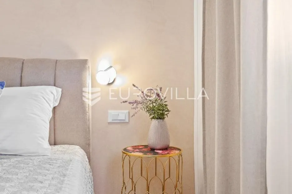istra, rovinj, atraktivna kuća 170m2 s bazenom u neposrednoj blizini centra - slika 10