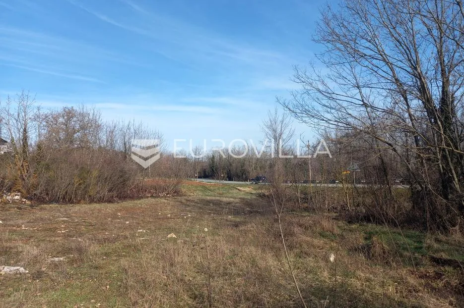 istra, tinjan, građevinsko zemljište u mirnom okruženju - slika 14