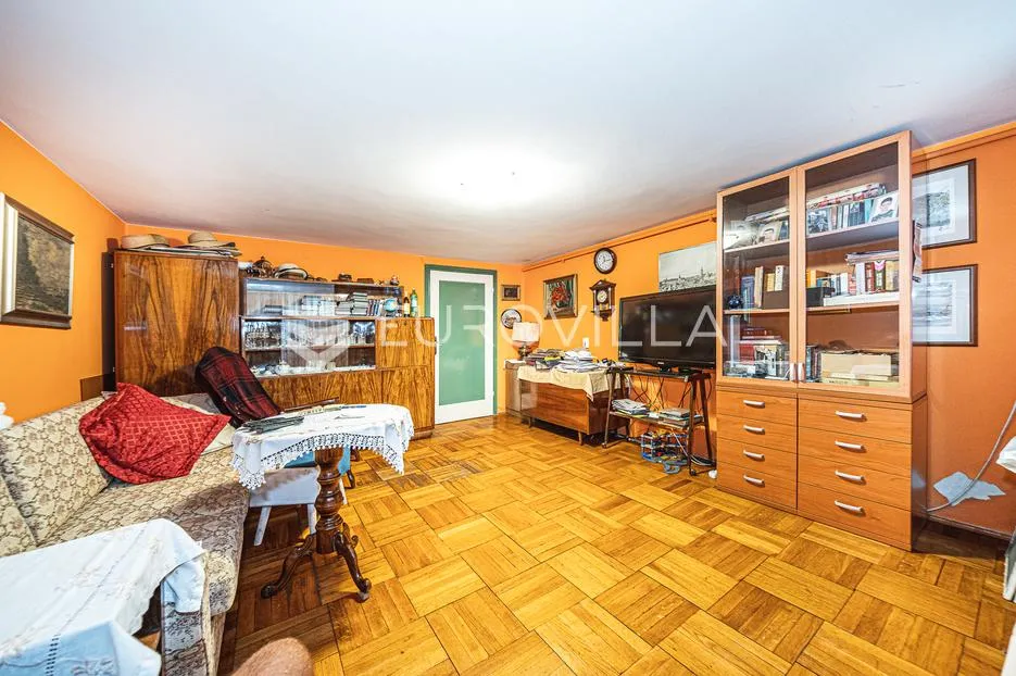 zagreb, trešnjevka, kuća u nizu s vrtom i iznimnim potencijalom, vrhunska lokacija - slika 9