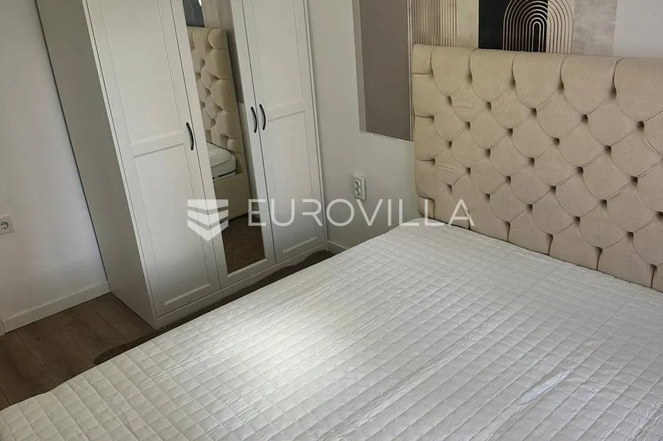 zagreb, malešnica, novogradnja, vrhunska moderna kuća 270 m² - slika 21