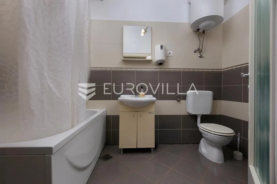 rijeka, brestovice, prostran stan površine 120 m² - slika 10