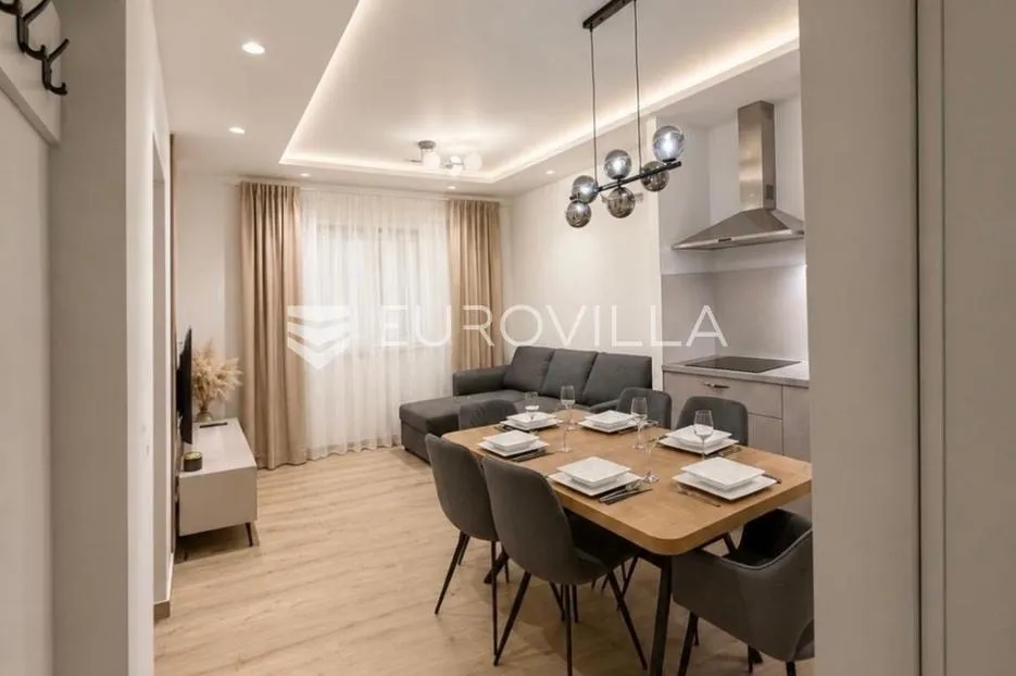 kaštel novi, novouređen dvosobna stan - slika 4