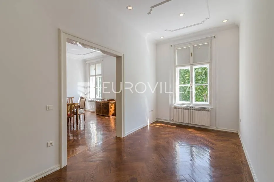 zagreb, centar, zrinjevac luksuzno uređen, reprezentativan četverosoban stan, 160 m² - slika 18
