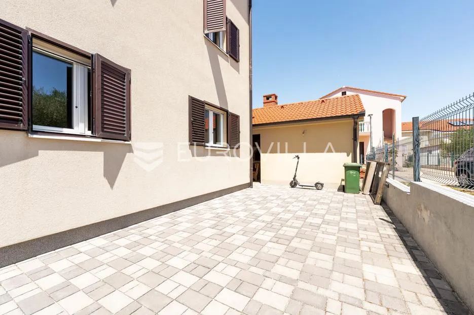pakoštane, drage, kuća s tri stambene jedinice, 600 m od mora - slika 56
