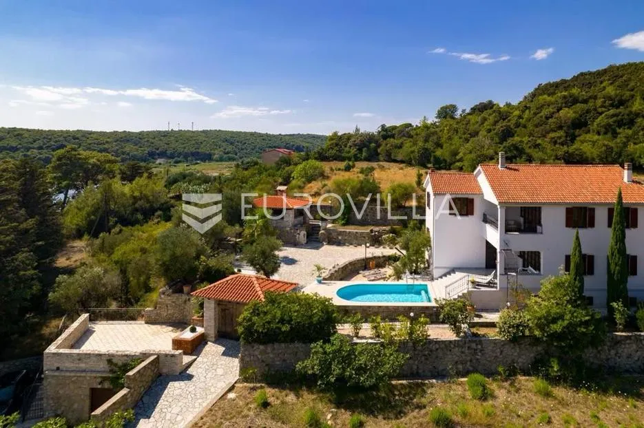 otok rab, kampor, jedinstvena mediteranska vila 80m od mora - slika 24