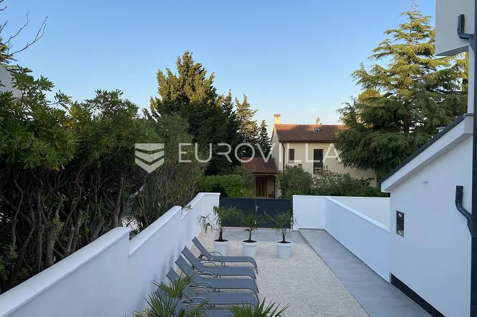 istra, premantura, kuća sa 3 luksuzna apartmana i pogledom na more, nkp 315 m2 - slika 17