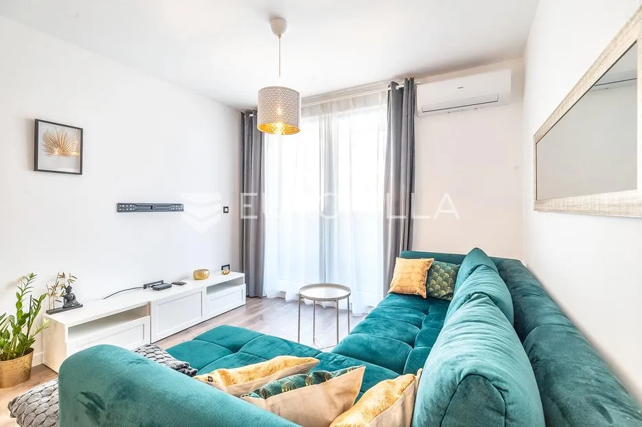 zagreb, otok, dvosoban stan 53 m² s parking mjestom - slika 2