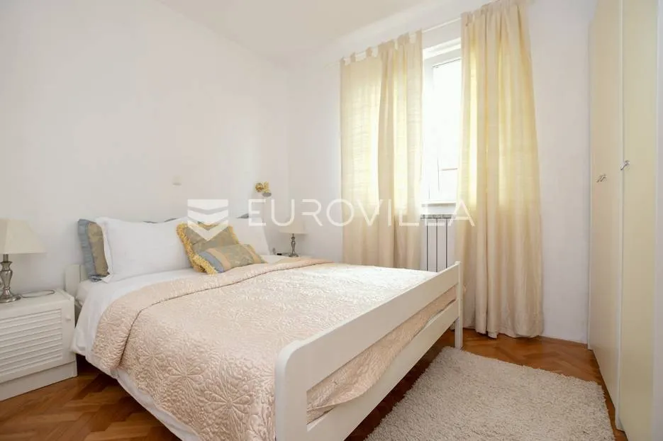 istra, umag, prekrasna kuća s bazenom prvi red do mora 430 m² - slika 50